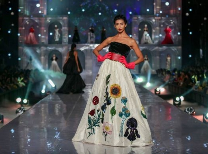 LFW